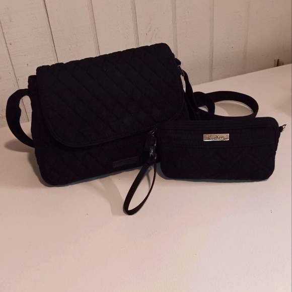 Vera Bradley Crossbody Purse and Wristlet  EUC - Picture 2 of 15